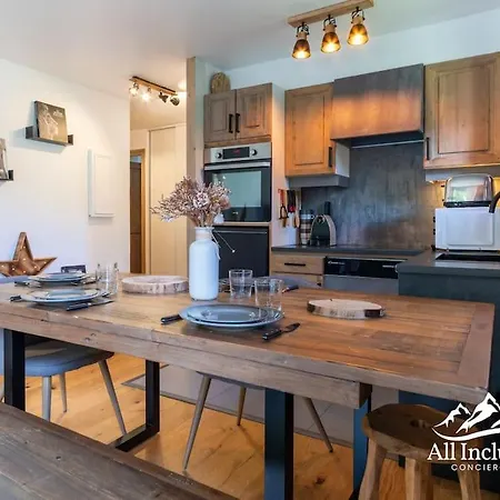Joli Avec Balcon Apartament