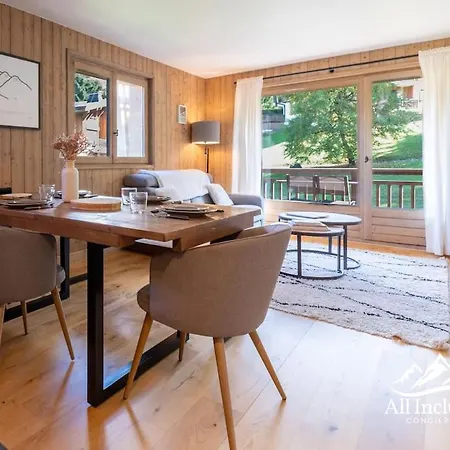 Joli Avec Balcon Apartament Megève